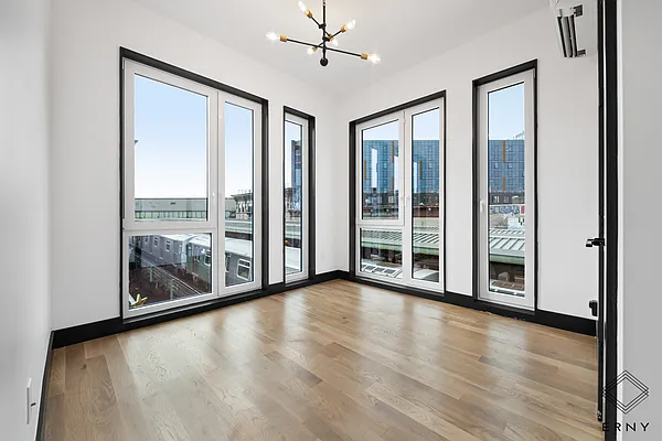 Rented by ERNY LLC | media 7