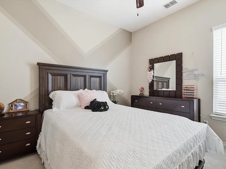 616 Lake Cove Dr — Photo 39