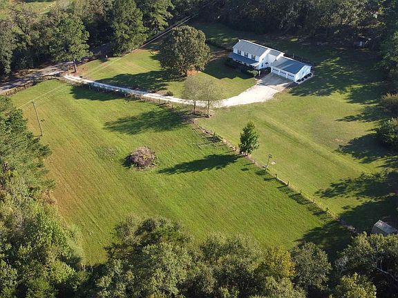 2nd image of 2081 Cowpen Creek Rd