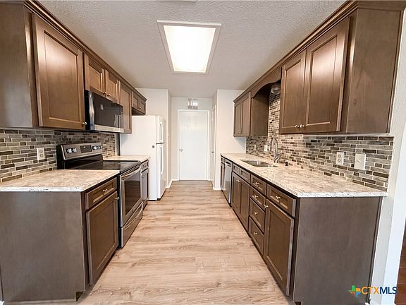 2nd image of 203 W Hogan Dr
