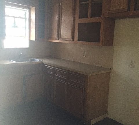 4th image of 809 25th St