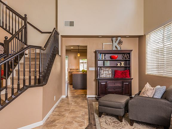 5th image of 1365 Somerset Ct