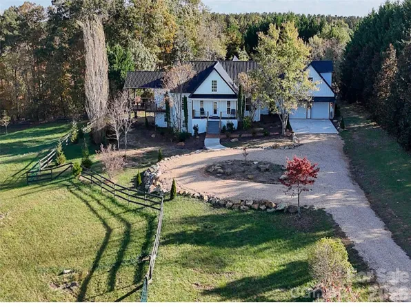 4647 Big Level Rd, Mill Spring, NC 28756