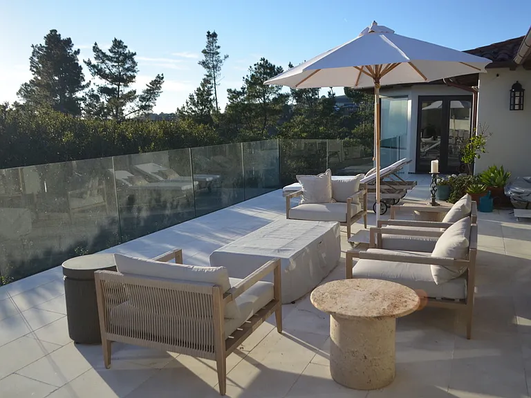 Loma Robles Dr — Photo 13