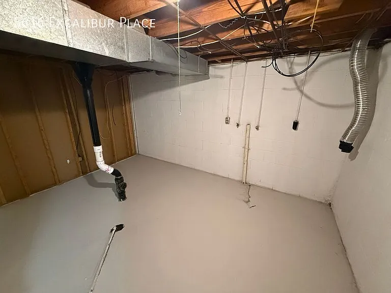 5616 Excalibur Pl — Photo 12