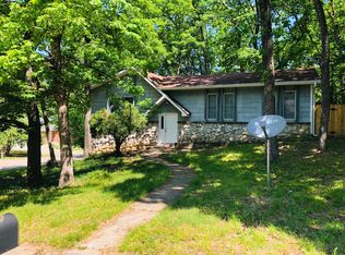 909 Red Oak Ln, Columbia, MO 65203