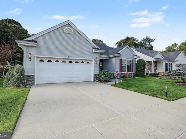 18 Pier Point, Tuckerton, NJ 08087