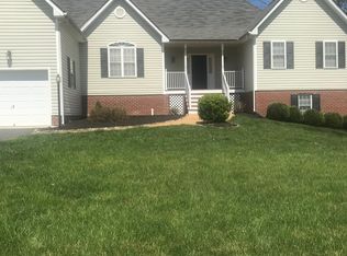 12724 Forest Mill Dr, Midlothian, VA 23112