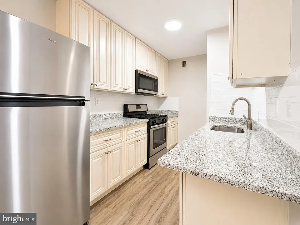 5340 Holmes Run Pkwy #1609