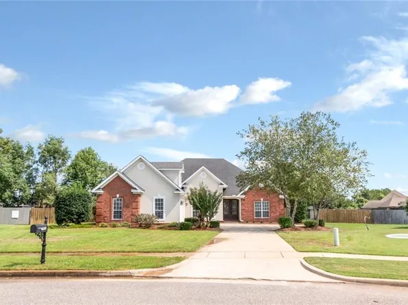 4000 Symphony Way E, Semmes, AL 36575