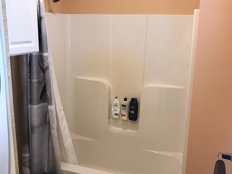 Clean - strong water pressure