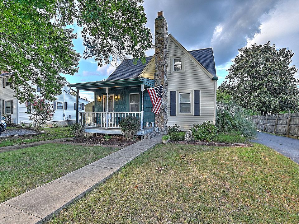 1st image of 1644 Pineola Ave