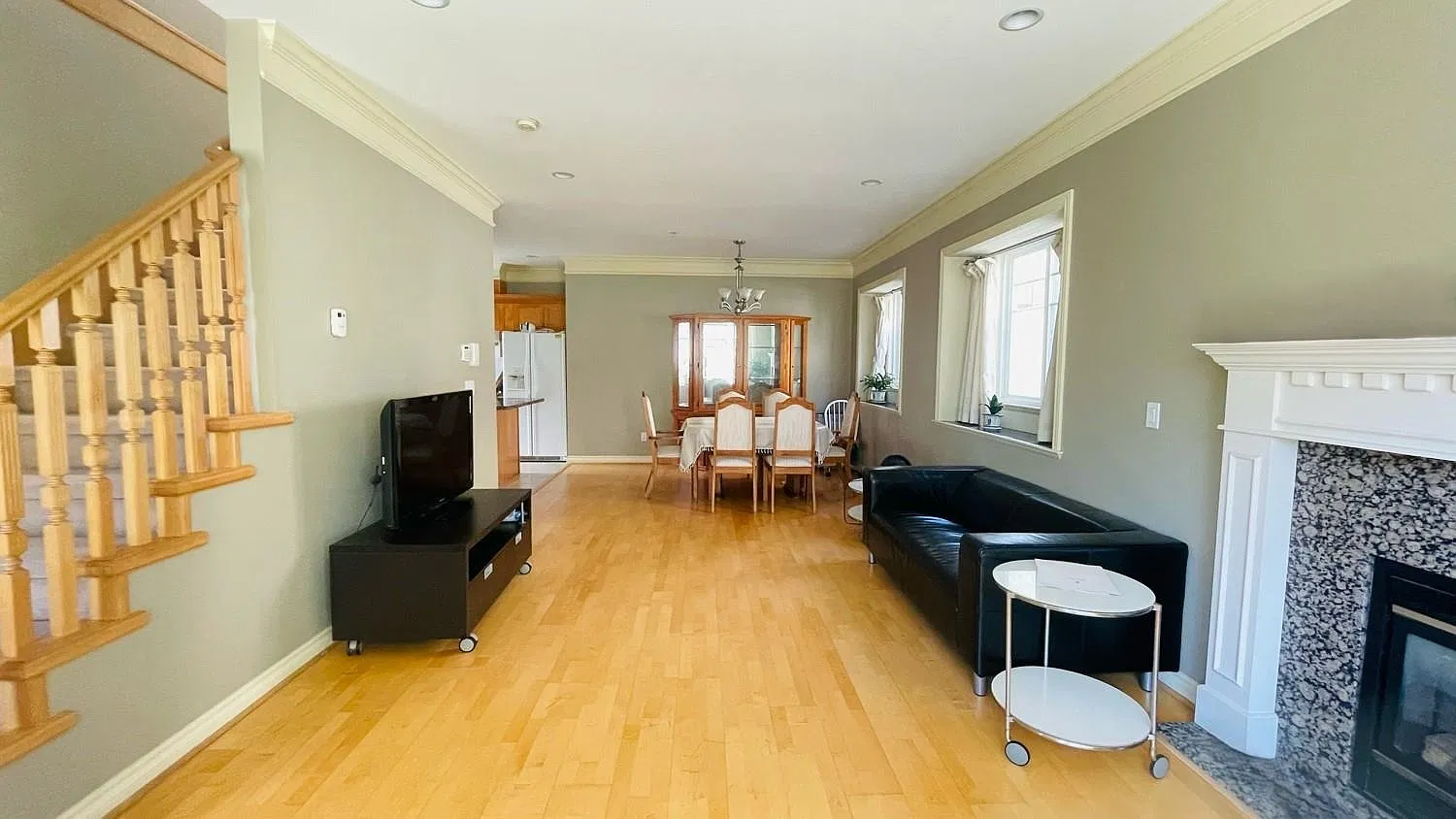 2 bed, 1200 sqft, $2,550 — Photo 3