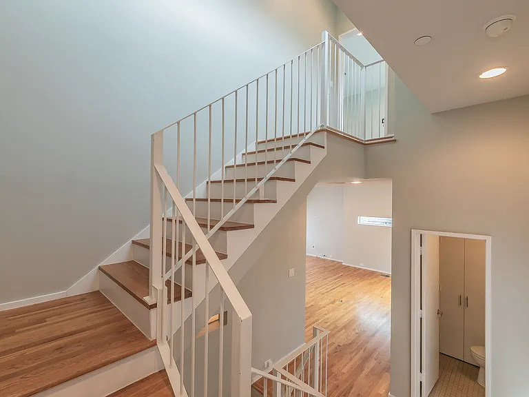 5205 Capitol Ave #6 — Photo 22