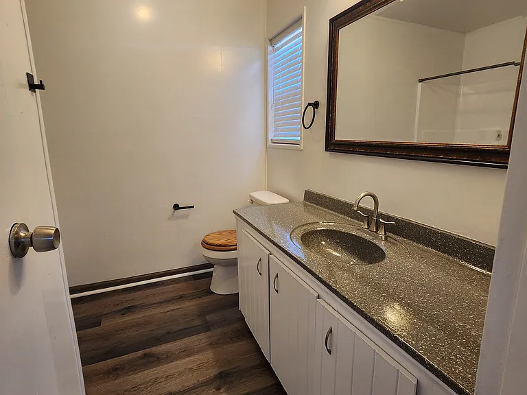 1105 Elyse Dr — Photo 16