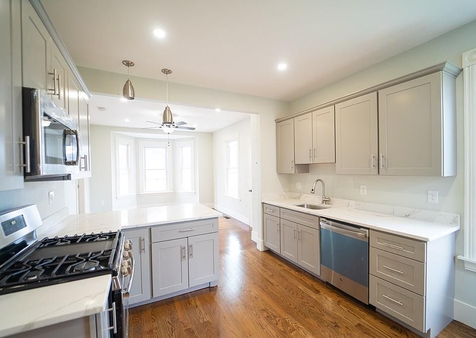 1st image of 20 Cushman Ave