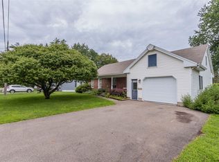 28 Fay St, Gloversville, NY 12078