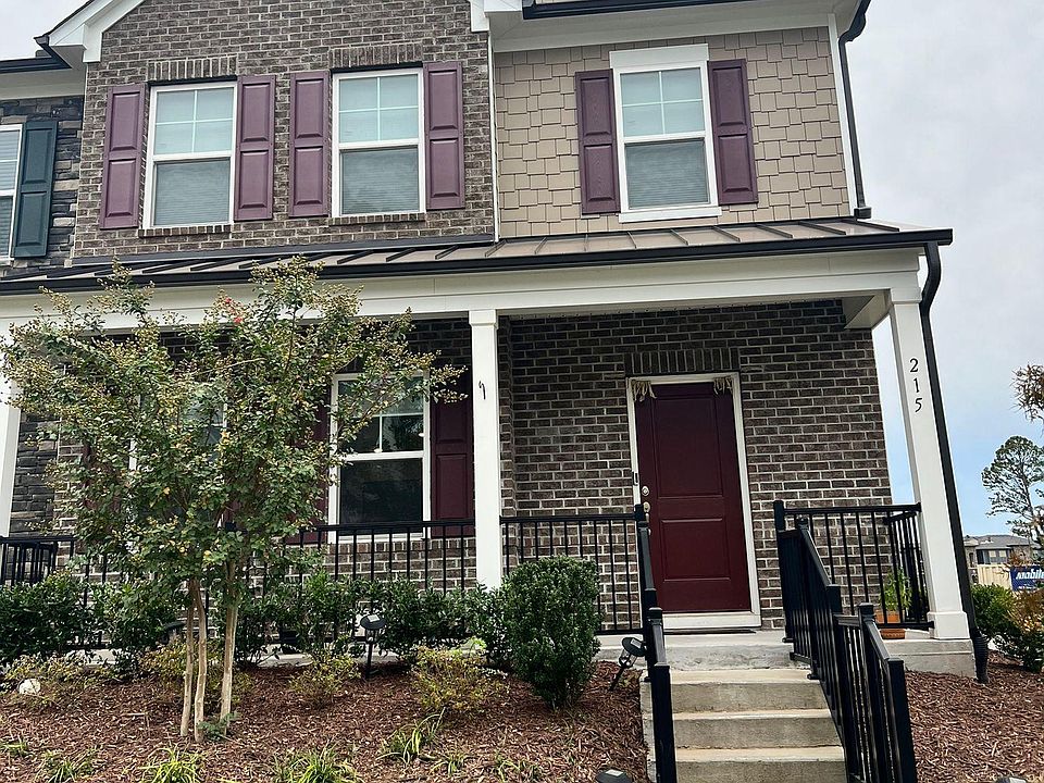 1st image of 215 Eagleson St