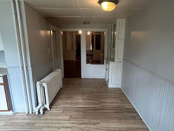 3rd image of 115 Hill Street