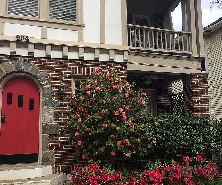 unit 2 is first floor, right side