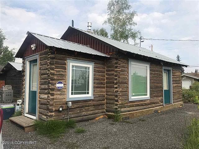 1st image of 810 Pedro Pl