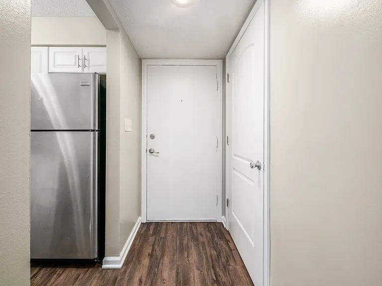 Grandview Passage — Photo 20