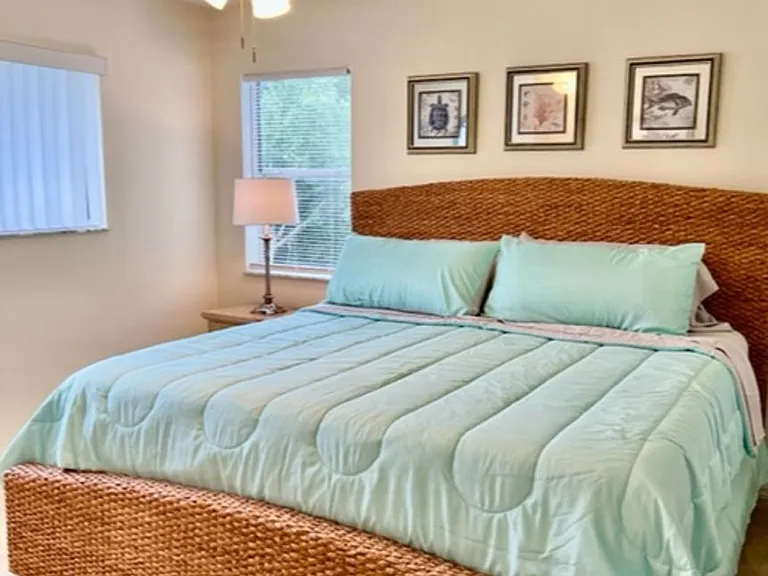 11122 W Cove Harbor Dr — Photo 21