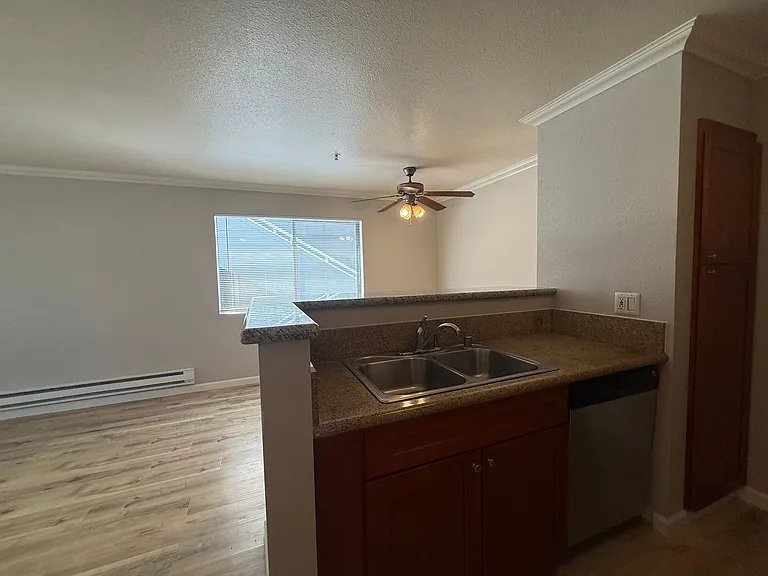 41 Grandview St #903 — Photo 5