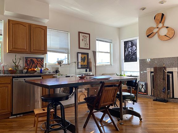 Open kitchen