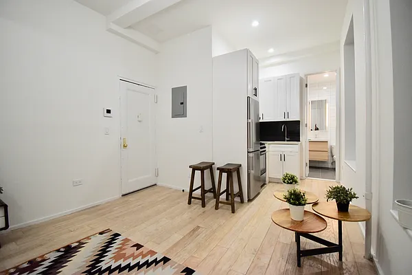 Rented by Skyward | media 7