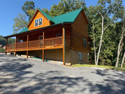 808 String Run Way, Pigeon Forge, TN, 37863