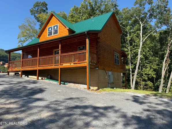 808 String Run Way, Pigeon Forge, TN 37863