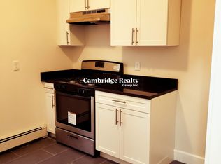 101 Calumet St #2T, Roxbury Crossing, MA 02120