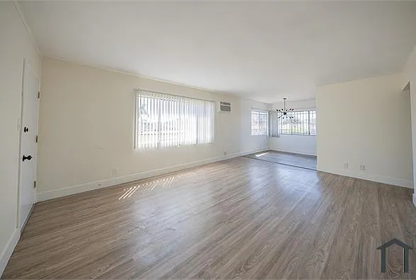 1 bed, 950 sqft, $2,600 — Photo 4