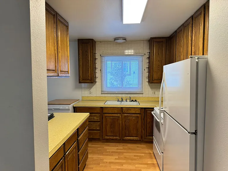 4400 Everton Dr — Photo 5