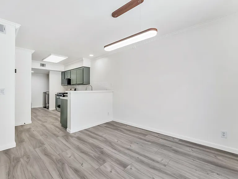 2840 Floral Peak Dr — Photo 9