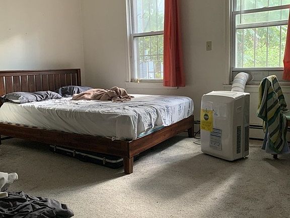 2nd image of 1576 Tremont St #2