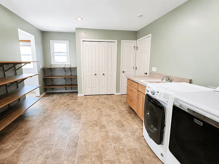 1425 N Sutton Rd — Photo 19