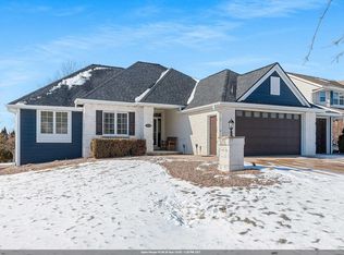 1228 Gail Dr, Green Bay, WI 54311