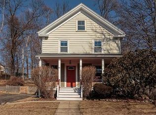 91 High St, Reading, MA 01867