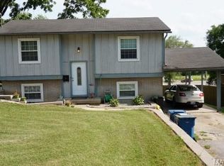 3435 Meridocia St, Alton, IL 62002