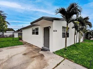 6162 SW 1st St, Pompano Beach, FL 33068