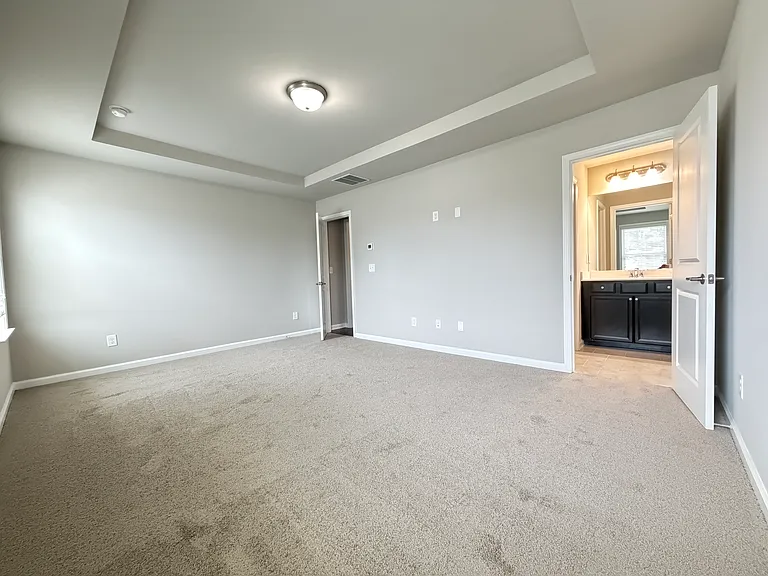 2838 Village Park Bnd — Photo 28