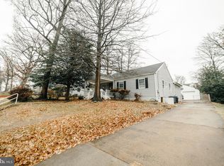 2005 Griffith Rd, Falls Church, VA 22043