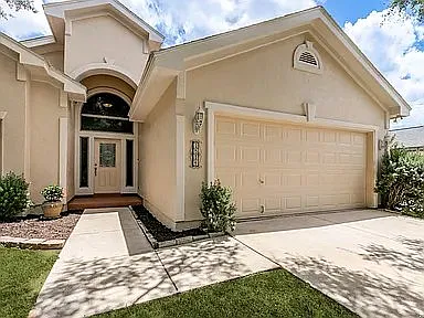 1514 Mooreshill Dr — Photo 2
