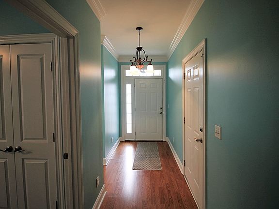 4th image of 5078 Greyfield Pl N