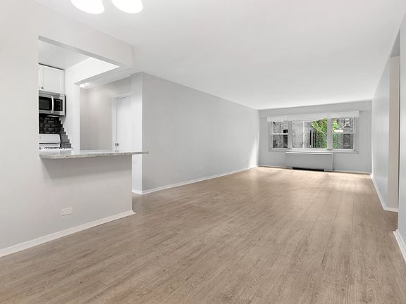 4th image of 333 E 66th St #2MN