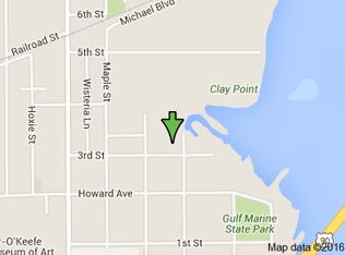 208 3rd St, Biloxi, MS 39530