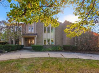 4635 Strandwyck Rd, West Bloomfield, MI 48322