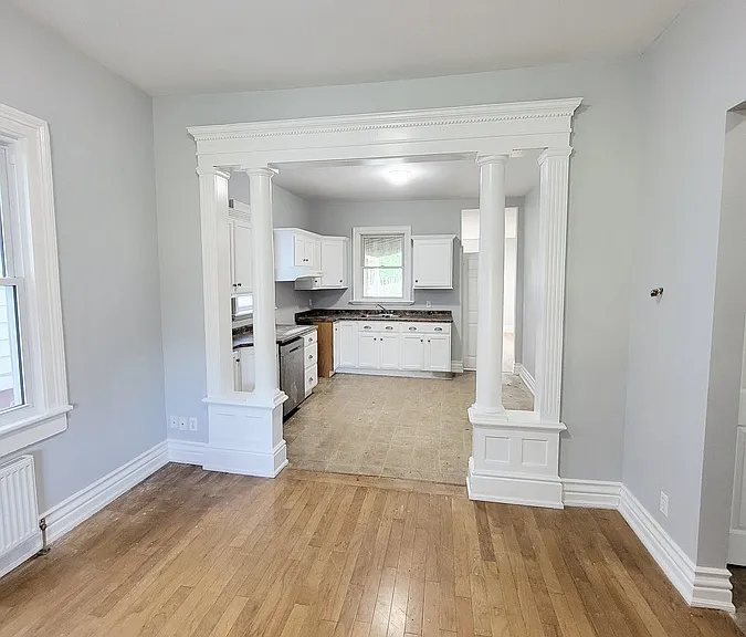 211 Park St — Photo 3